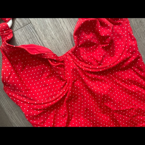 NWT Underwire Tankini Top 32F Flattering Fit - Picture 5 of 11